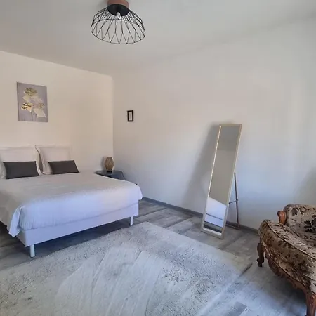 Apartmán Jade Centre-ville T2 Renove Cocon Cosy Parking 40m2 Charleville-Mézières